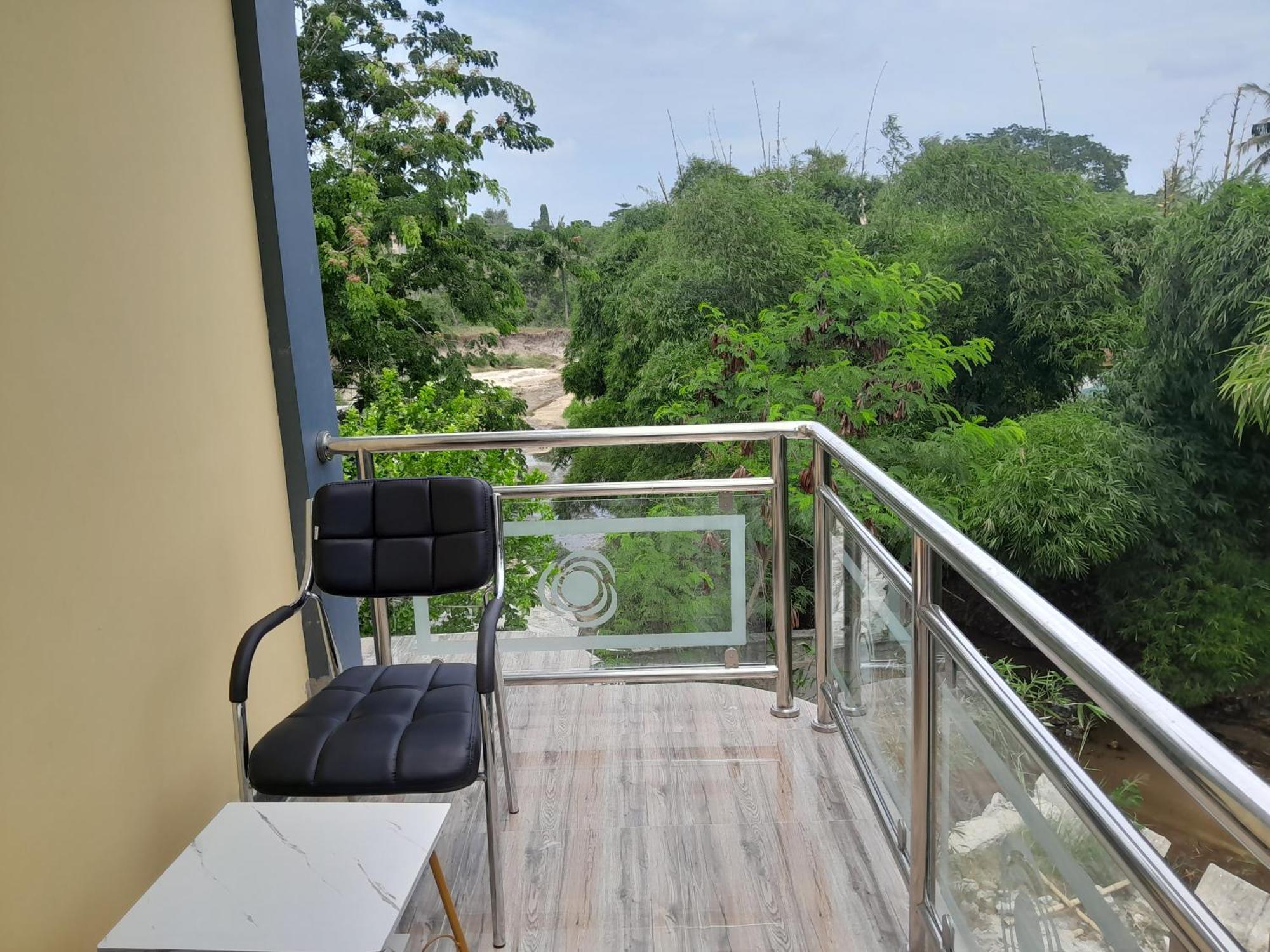 Valley Breeze Hotel Darüsselam Dış mekan fotoğraf