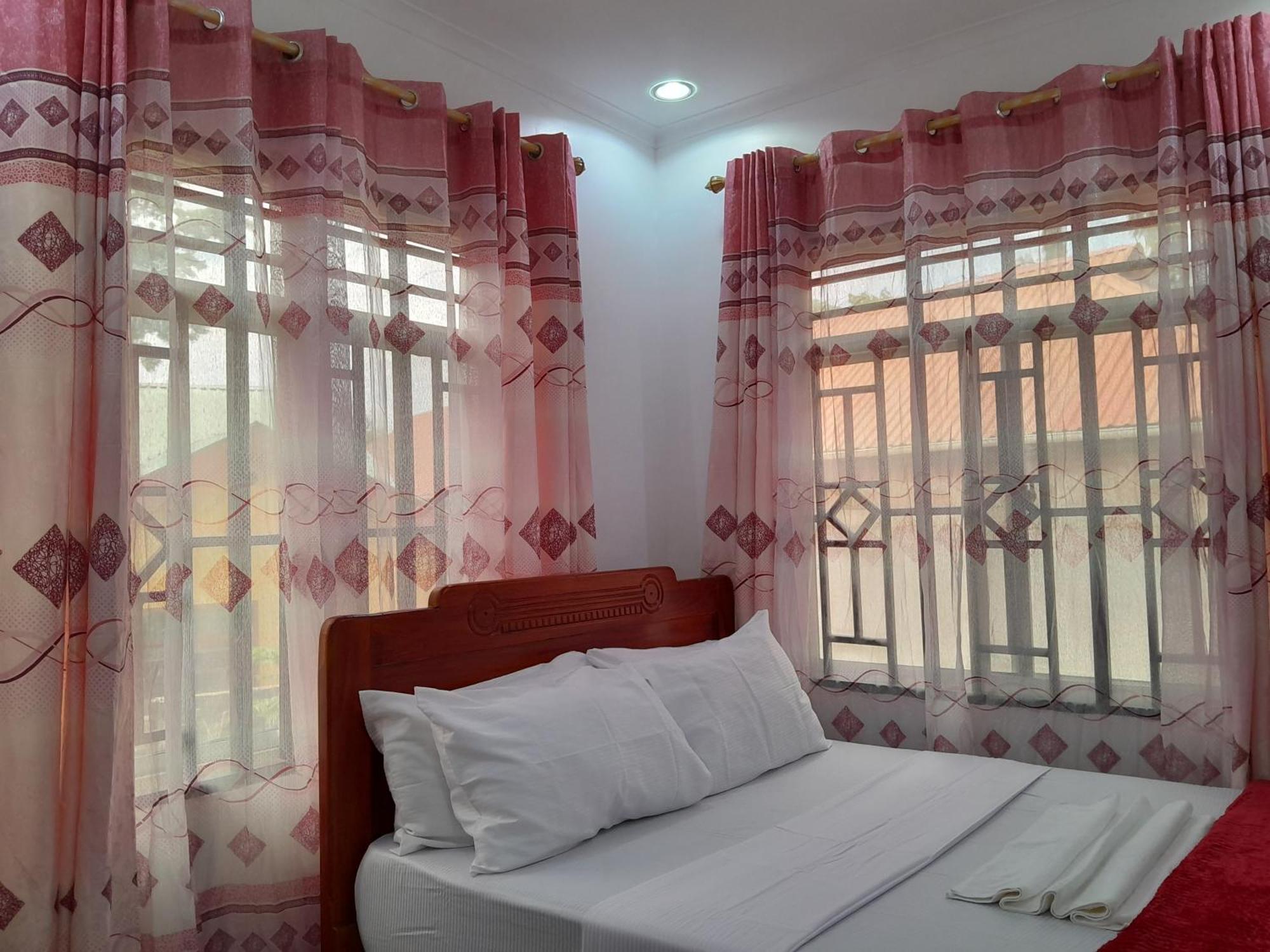 Valley Breeze Hotel Darüsselam Dış mekan fotoğraf