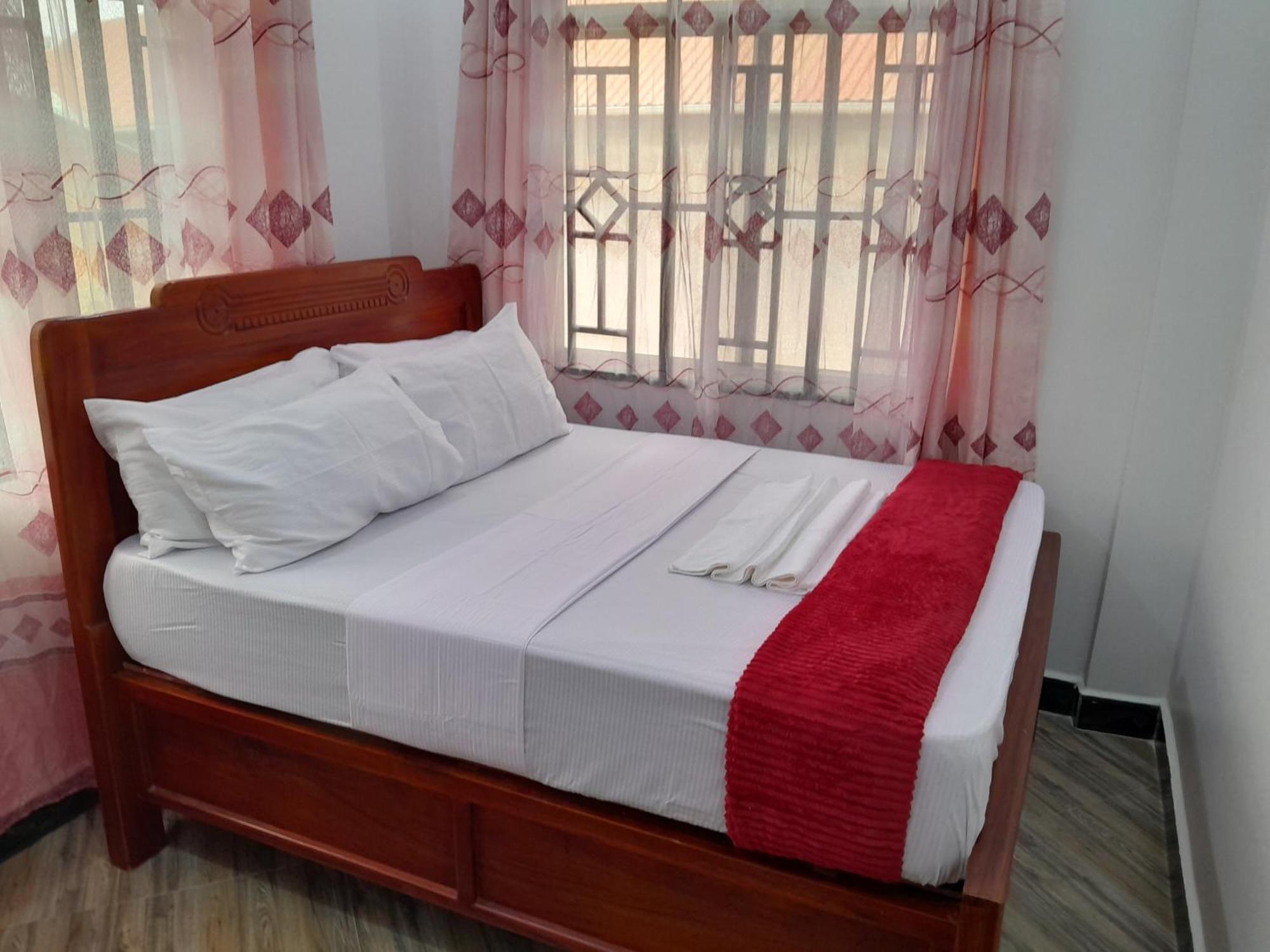 Valley Breeze Hotel Darüsselam Dış mekan fotoğraf